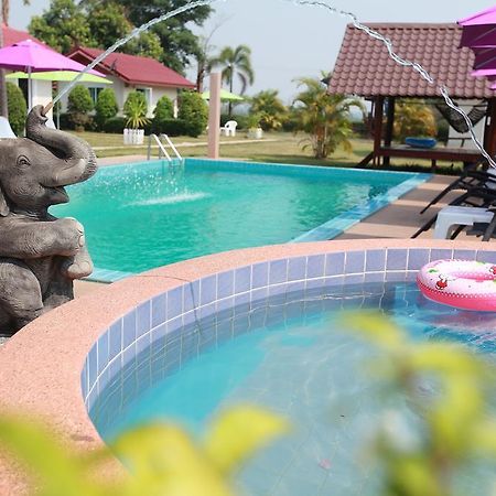 Moon River Resort Ubon Ratchathani Exterior foto