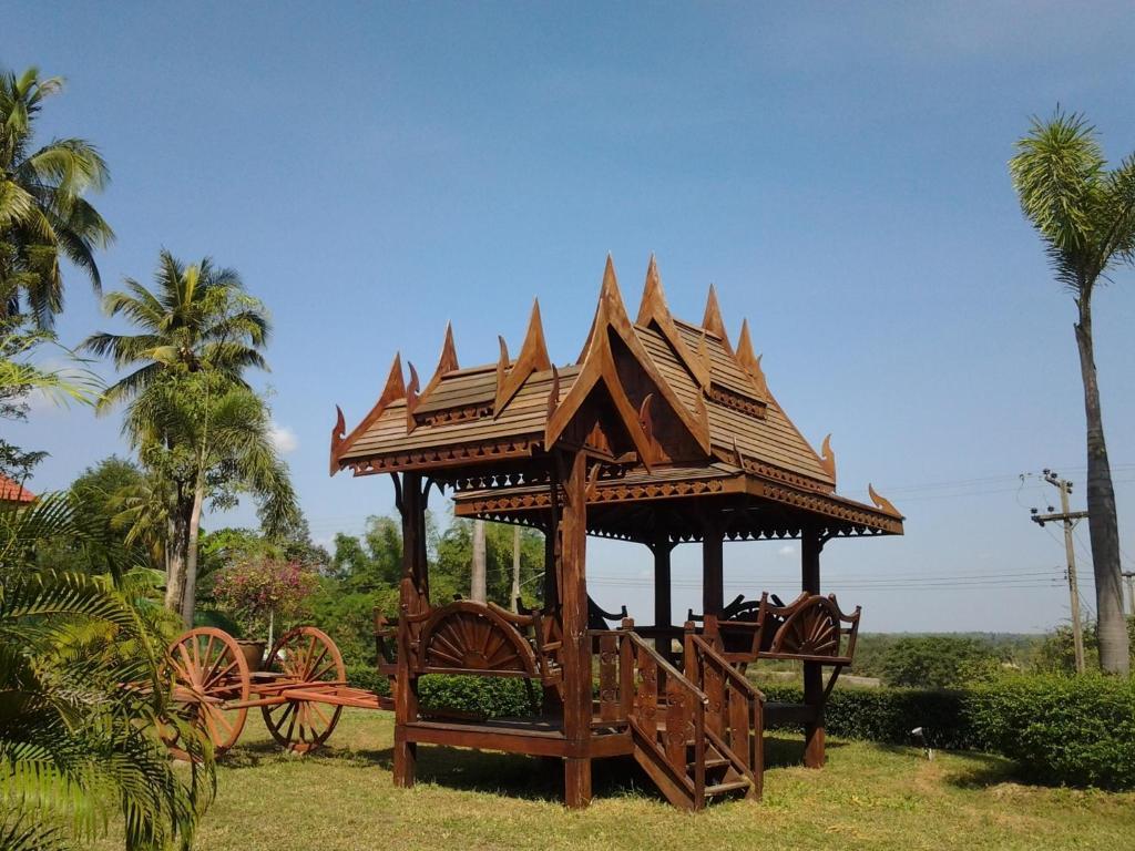 Moon River Resort Ubon Ratchathani Exterior foto